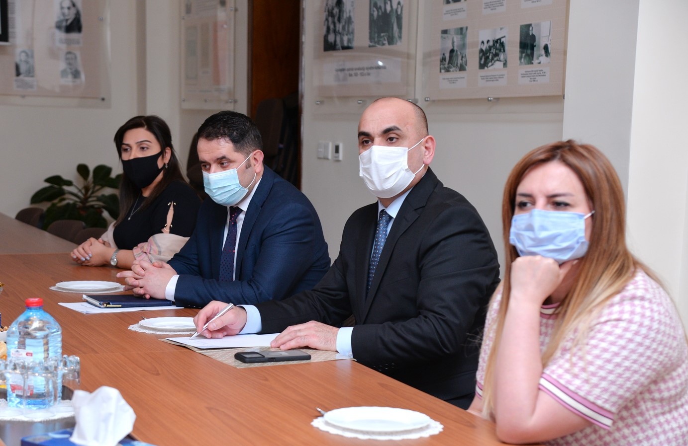Təhsil İdarəsində koreyalı qonaqlarla görüş